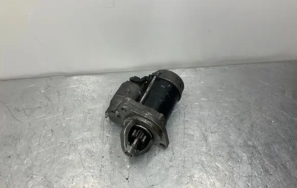 BMW 5 E60 E61 Starter motor 7610343 7610355 2354701