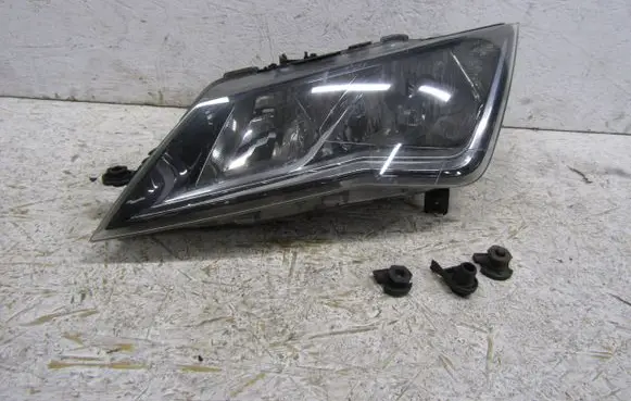 Seat Leon (5F) Headlight/headlamp 5F1941005A