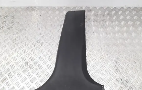 Hyundai Sonata (B) pillar trim (bottom) 858463K000