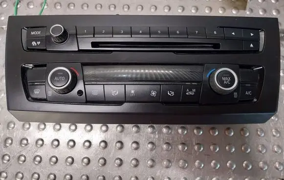 BMW 1 F20 F21 Climate control unit 9207197