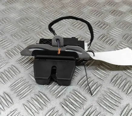 Ford Fiesta Tailgate/trunk/boot lock/catch/latch H1BAN442A66AB