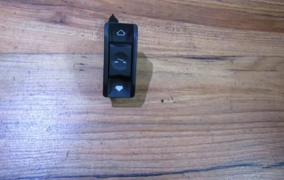 BMW 3 E46 Sunroof switch 03015000 61.31-83522182