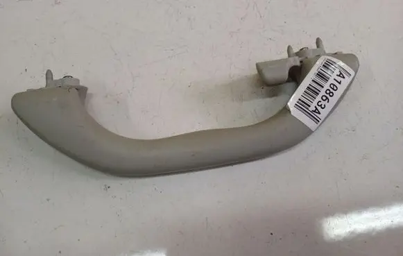 Volkswagen PASSAT B5 Front interior roof grab handle