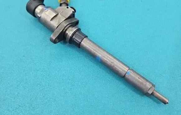 Volvo S40 Fuel injector 9657144580 IMPRK1574205