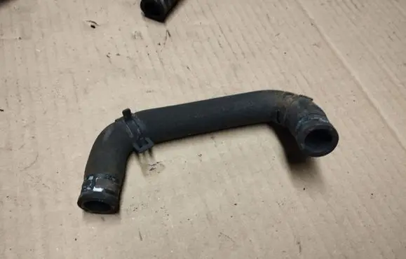 Chrysler Voyager Engine coolant pipe/hose