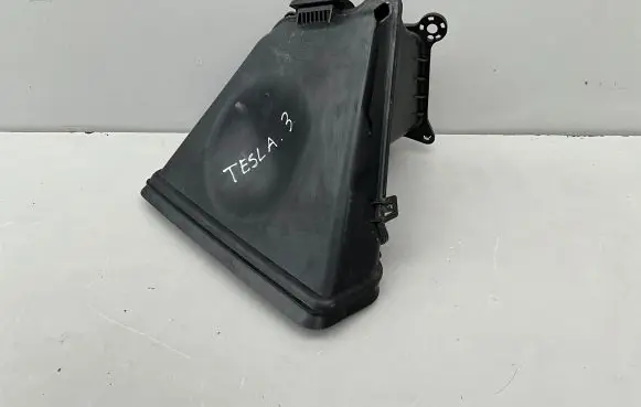 Tesla Model 3 Air intake duct part 110720400D 789C71 109216200A