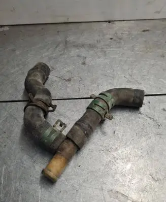 Volkswagen Transporter - Caravelle T4 Engine coolant pipe/hose 701819876