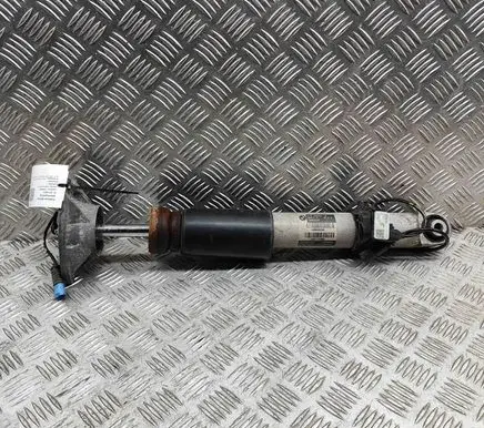 BMW M4 F82 F83 Rear shock absorber/damper 8008630