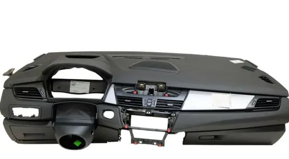 BMW 2 F45 Dashboard 010341