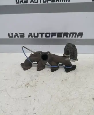 Renault Clio IV Exhaust manifold 40040840R