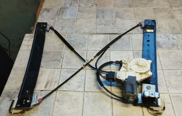 Ford S-MAX Rear door window regulator with motor 0130822287