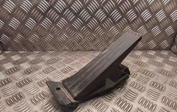 BMW 5 F10 F11 Accelerator throttle pedal 6860784 35426860784 3542686078401