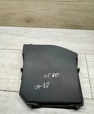 Volvo V70 Battery box tray cover/lid 31353766