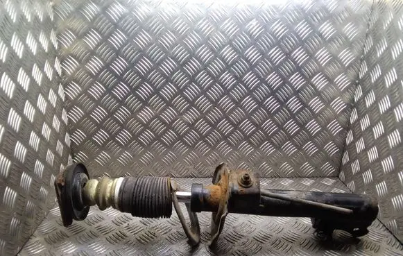 Mercedes-Benz B W245 Front shock absorber/damper