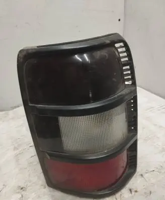 Mitsubishi Pajero Rear/tail lights 003885