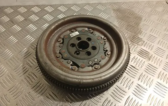 Volkswagen PASSAT B8 Flywheel 03L105266DE
