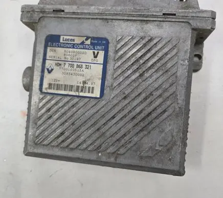 Volvo S40, V40 Engine control unit/module 7700868321 R04080002D 7700103515A