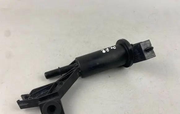 Chrysler Pacifica Breather valve 68458602AA