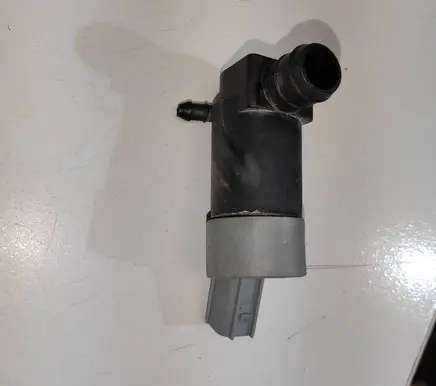 Ford S-MAX Windscreen/windshield washer pump 67909V8