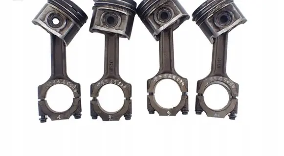 Fiat Grande Punto Piston with connecting rod 199A5000