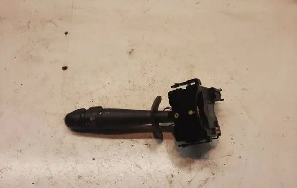 Renault Laguna II Indicator stalk 8200012244