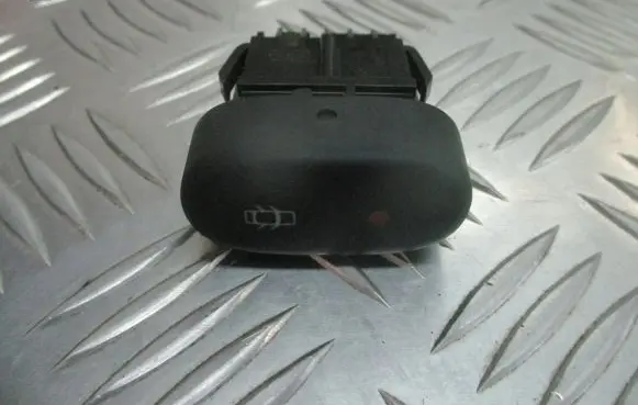 Renault Thalia I Central locking switch button 