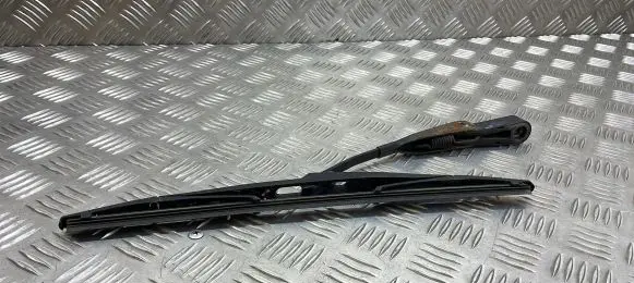 Hyundai Getz Rear wiper blade arm
