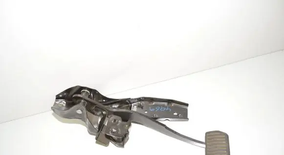 Land Rover Evoque I Brake pedal BJ322D094CB