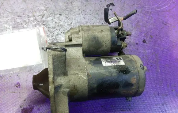 Peugeot 206 Starter motor M000T45071ZT