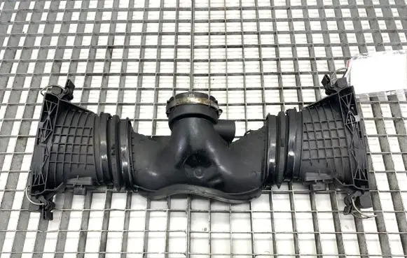 Mercedes-Benz E W212 Intercooler hose/pipe A6420900042