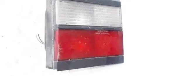 Volkswagen PASSAT B3 Tailgate rear/tail lights 333945108