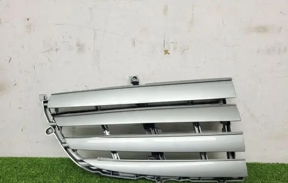 Mercedes-Benz C W205 Front bumper lower grill A2058880219
