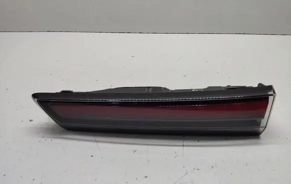 Opel Mokka B Tailgate rear/tail lights 9861335780