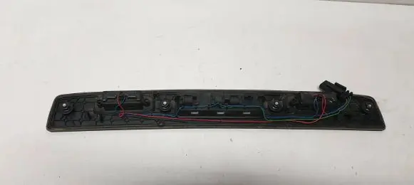 Volvo XC70 Trunk door license plate light bar 31301163 31301183 31301162