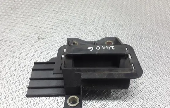 Volkswagen Caddy Rear door interior handle 2K0829309