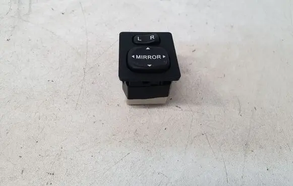 Toyota Yaris Wing mirror switch 769746E 769746 183574