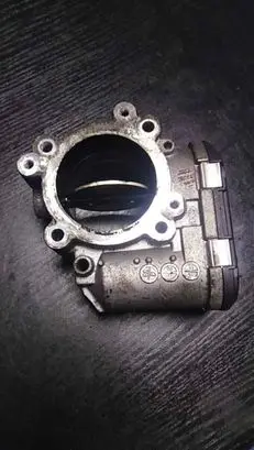 Mercedes-Benz CLS C219 Throttle valve 6420900070