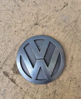 Volkswagen Touran I Manufacturer badge logo/emblem 1T0853630A