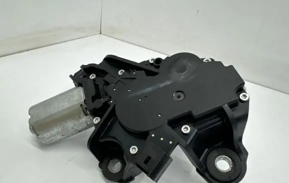 Nissan Qashqai Rear window wiper motor 28710JD000 0390201820