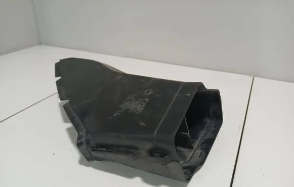 Audi A6 S6 C6 4F Air intake duct part 4F0129618J