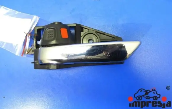 Suzuki Swift II Front door interior handle IMPRK590013
