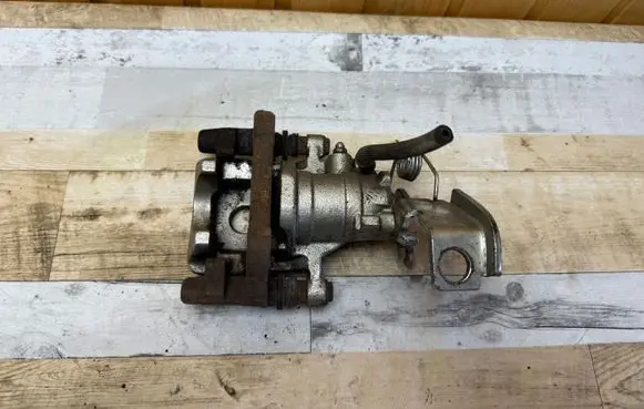 Rear brake caliper