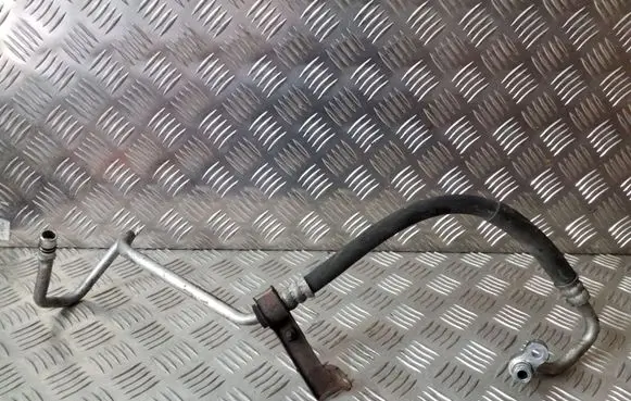 Infiniti FX Air conditioning (A/C) pipe/hose