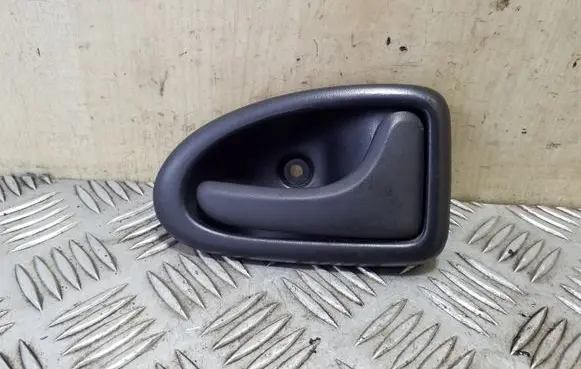 Opel Vivaro Front door interior handle 8200002442B 99035101