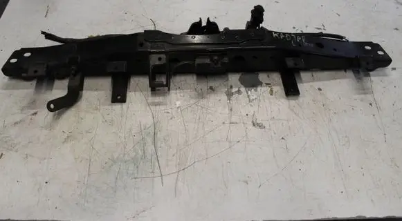 Renault Kadjar Top upper radiator support slam panel 