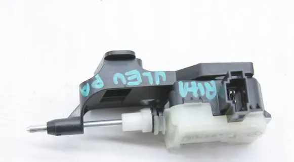 Mercedes-Benz SLK R171 Fuel tank cap lock A1716390014