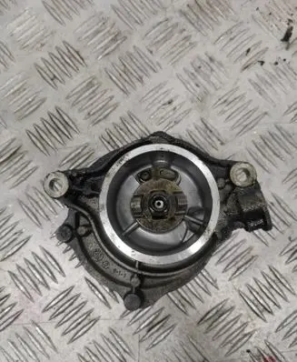 BMW 5 E60 E61 Vacuum pump