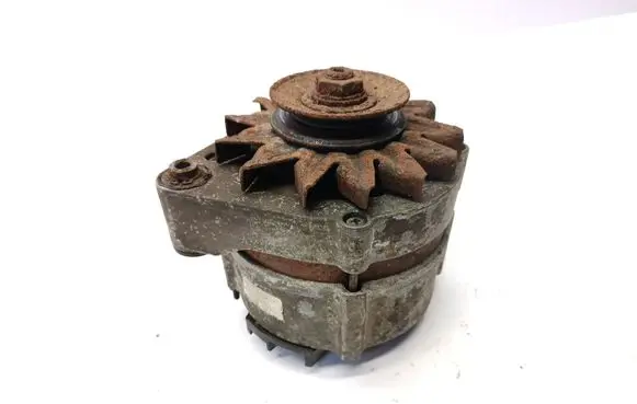 BMW 3 E30 Generator/alternator 0120469617 1197311021