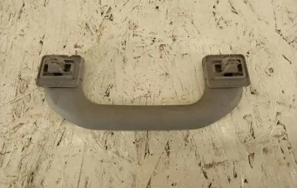 Mercedes-Benz C W203 Front interior roof grab handle A2038100451