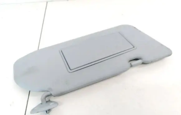 Nissan Almera Tino Sun visor